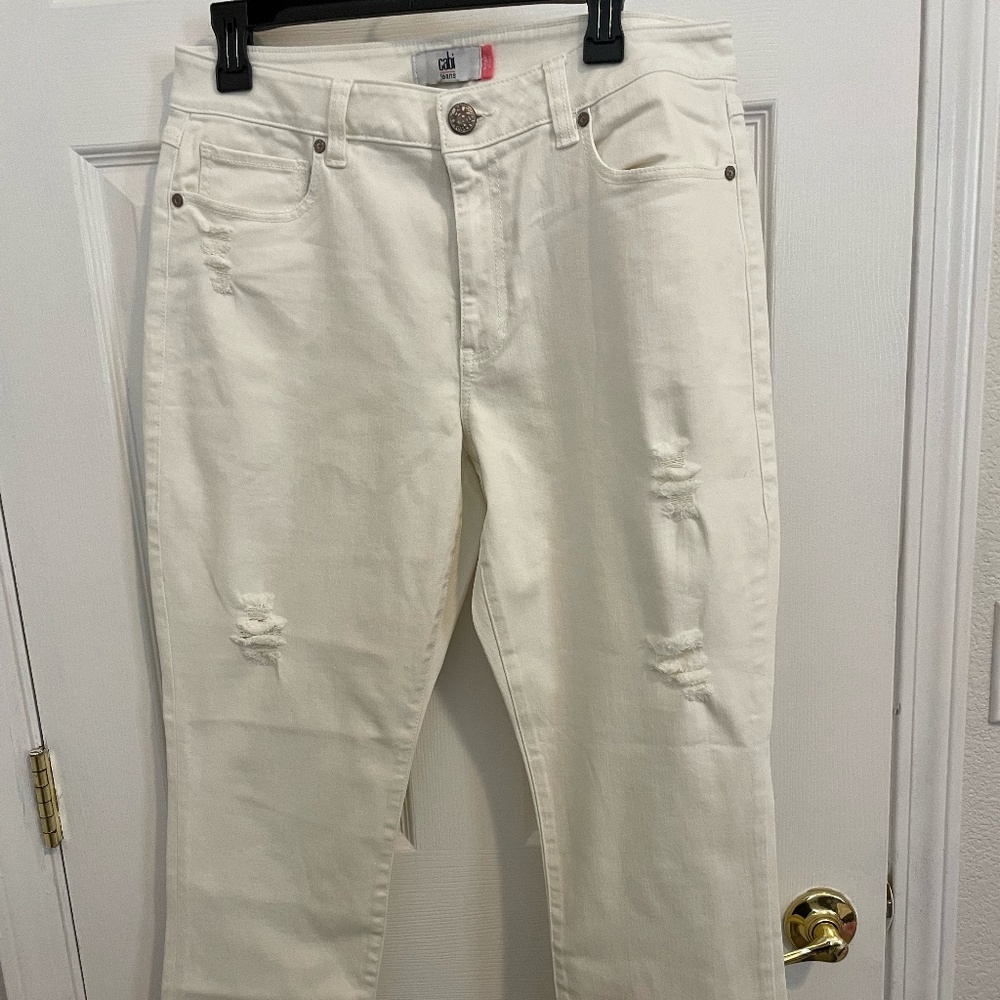 CAbi Women's Skinny Jeans in Off-White